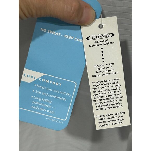 Lady Divots Polo Shirt Sz Large Bulls Varsity Club DriWay Moisture System NWT - Picture 5 of 11